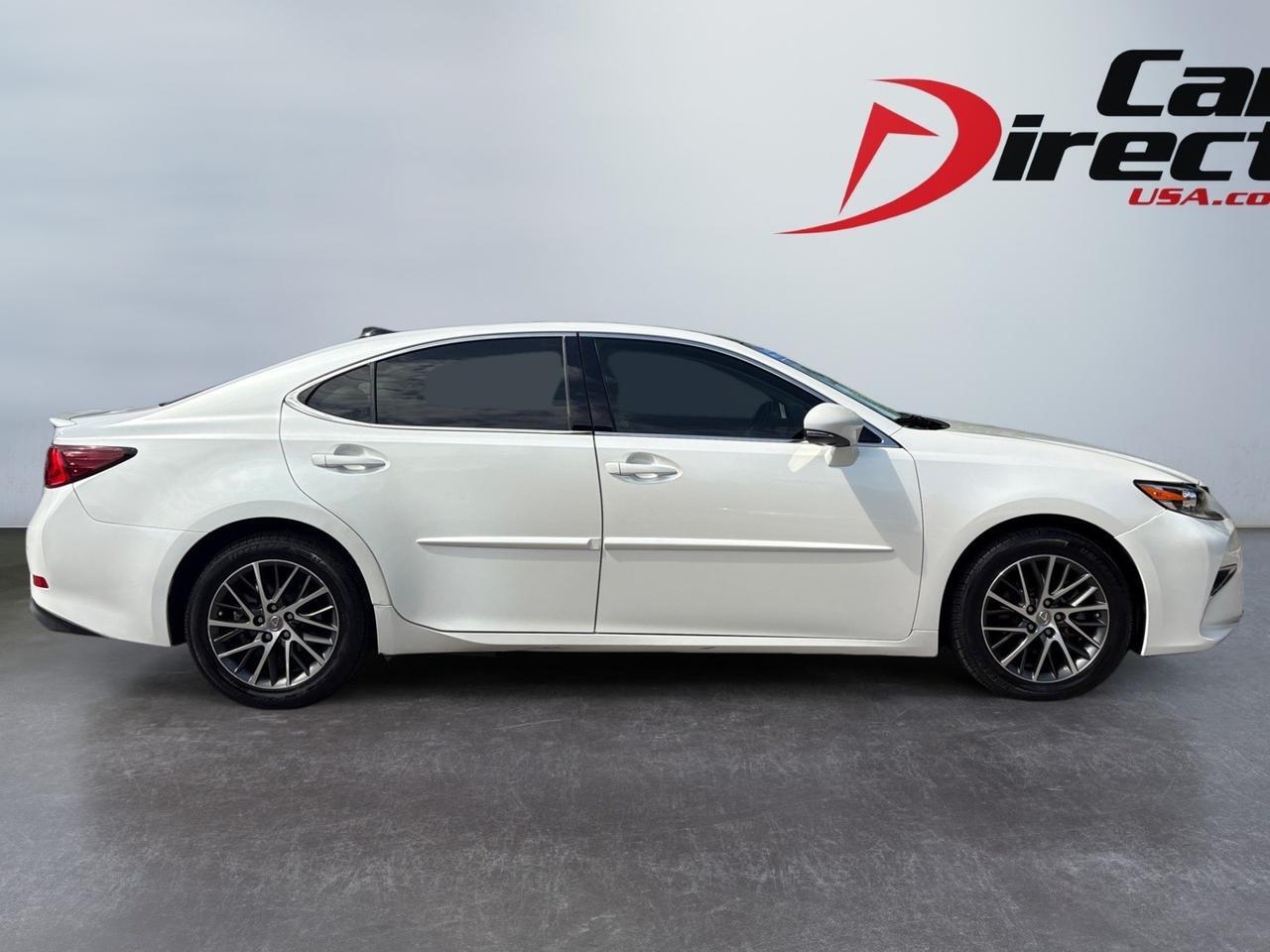 2018 Lexus ES 350, BLIND SPOT ALERT, FORWARD COLLISION WARNING, LANE DEPARTURE, TWIN SUNROOF, HEATED & VENTILATED SEATS, BACKUP CAMERA WITH PARKING SENSORS, TINTED WINDOWS, NAVIGATION, REMOTE START, ONLY 59K MIL, RIDE IN LUXURIOUS STYLE!