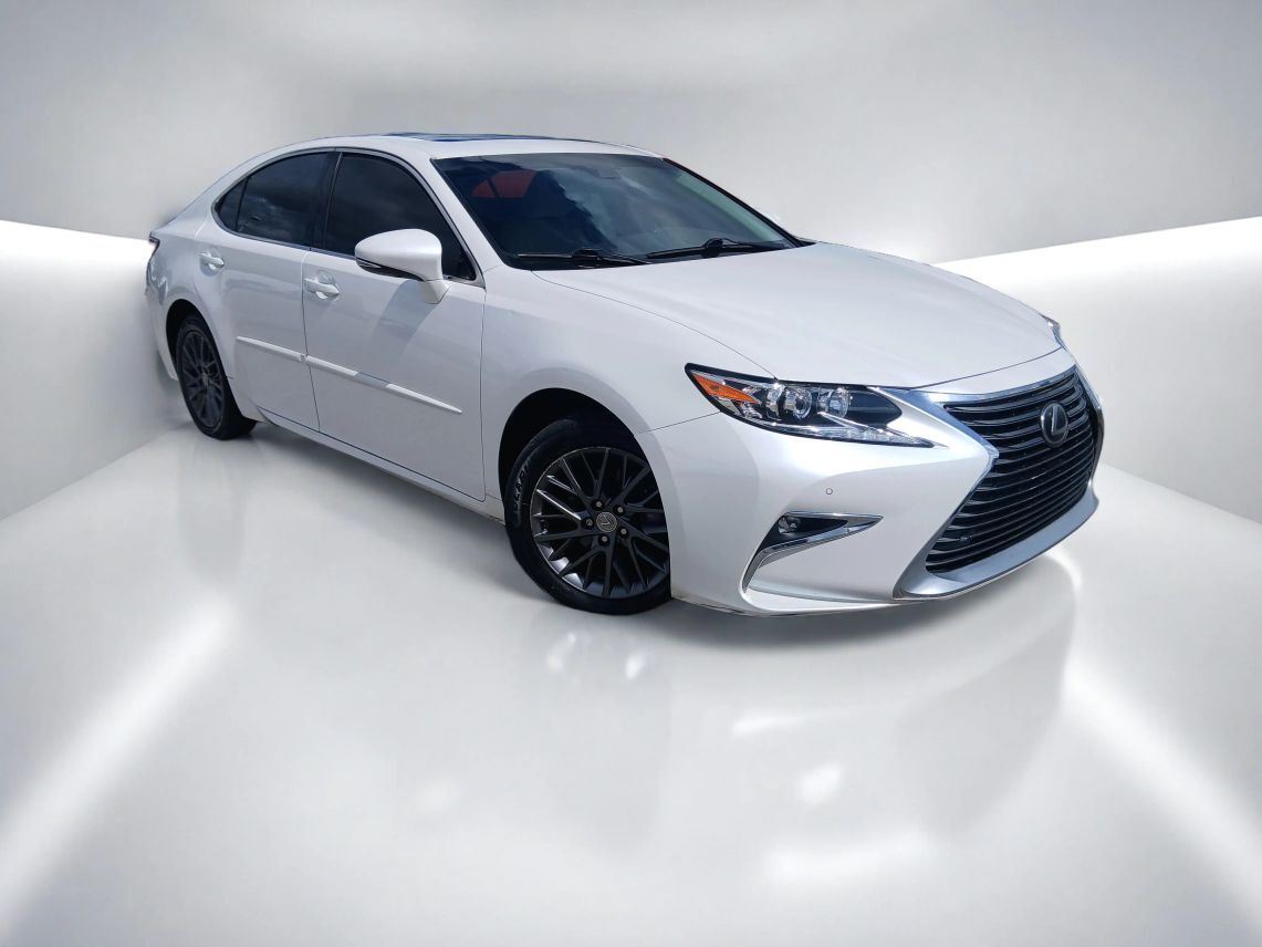 2018 Lexus ES