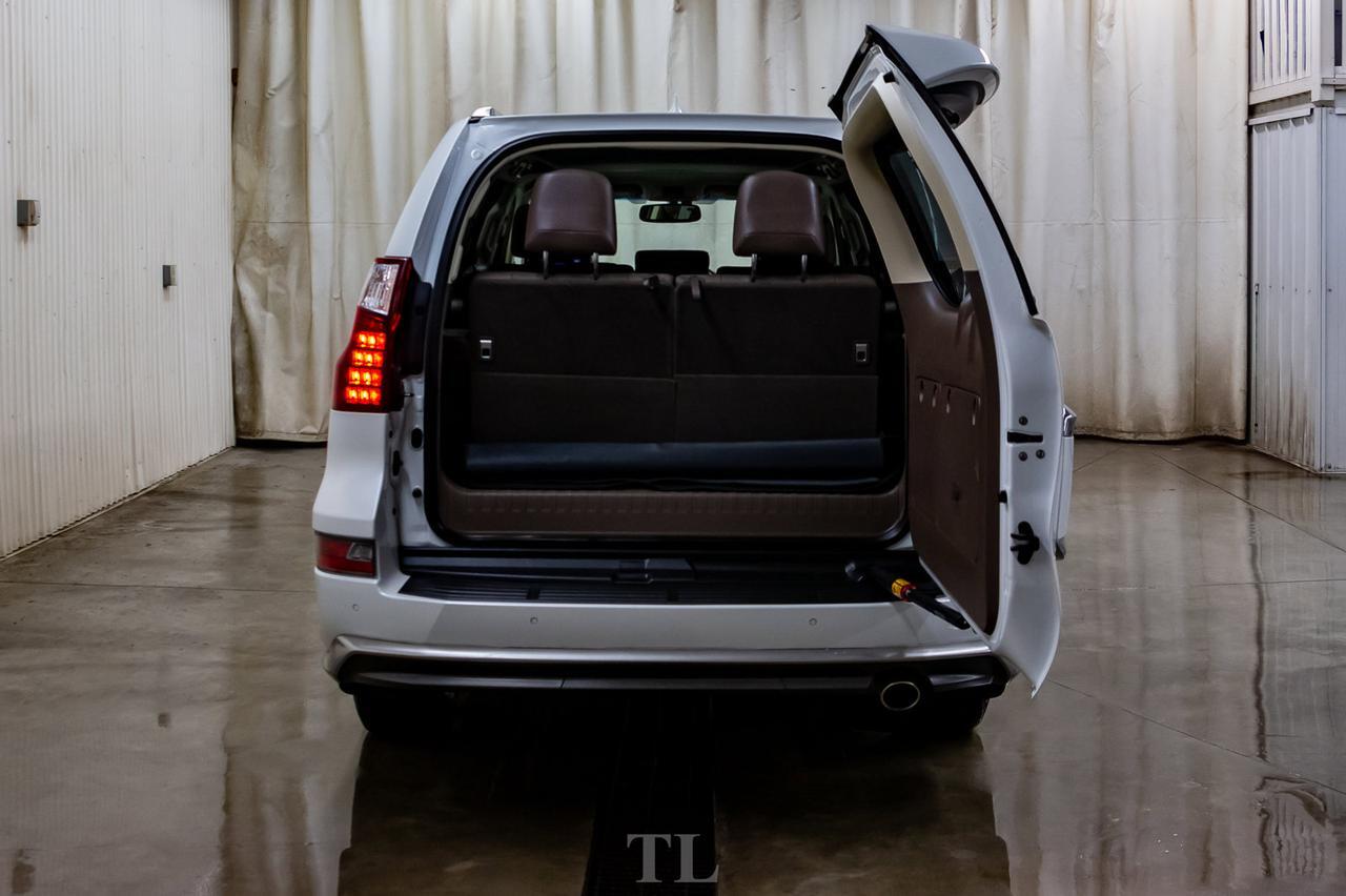 2018 Lexus GX460 AWD Executive Leather Roof Nav DVD Red Deer AB