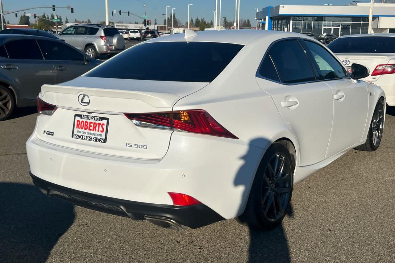 2018 Lexus IS