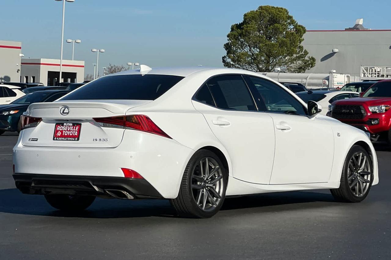 2018 Lexus IS