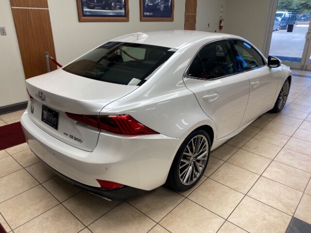 2018 Lexus IS 300