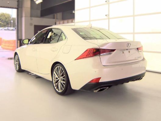 2018 Lexus IS 300