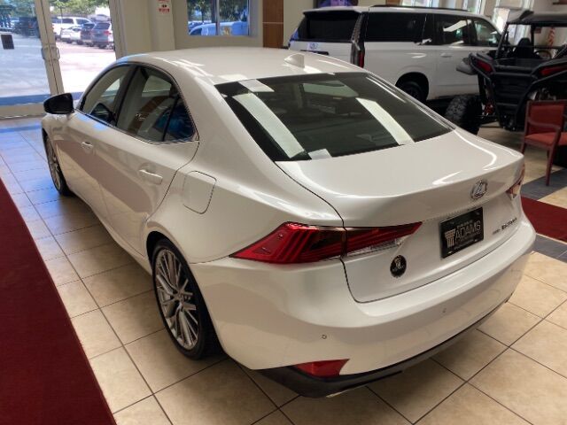 2018 Lexus IS 300