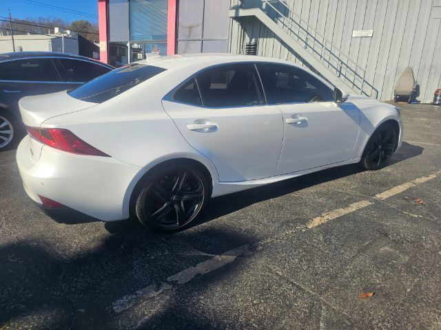 2018 Lexus IS 300 300