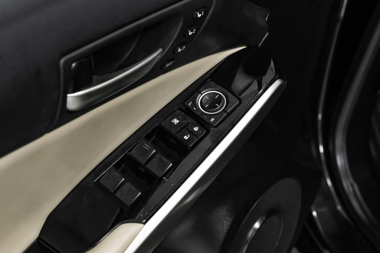 2018 Lexus IS 300 AWD LEXUS SAFETY SYSTEM BLIND SPOT NAVIGATION SUNROOF LEATHER SE Carrollton TX