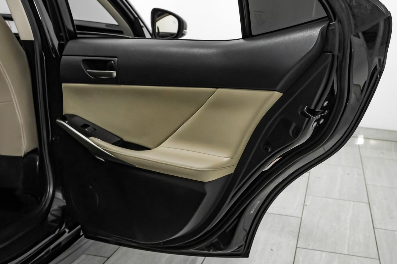 2018 Lexus IS 300 AWD LEXUS SAFETY SYSTEM BLIND SPOT NAVIGATION SUNROOF LEATHER SE Carrollton TX