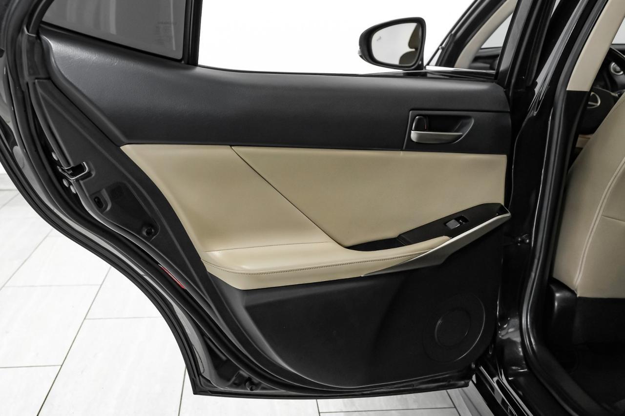 2018 Lexus IS 300 AWD LEXUS SAFETY SYSTEM BLIND SPOT NAVIGATION SUNROOF LEATHER SE Carrollton TX