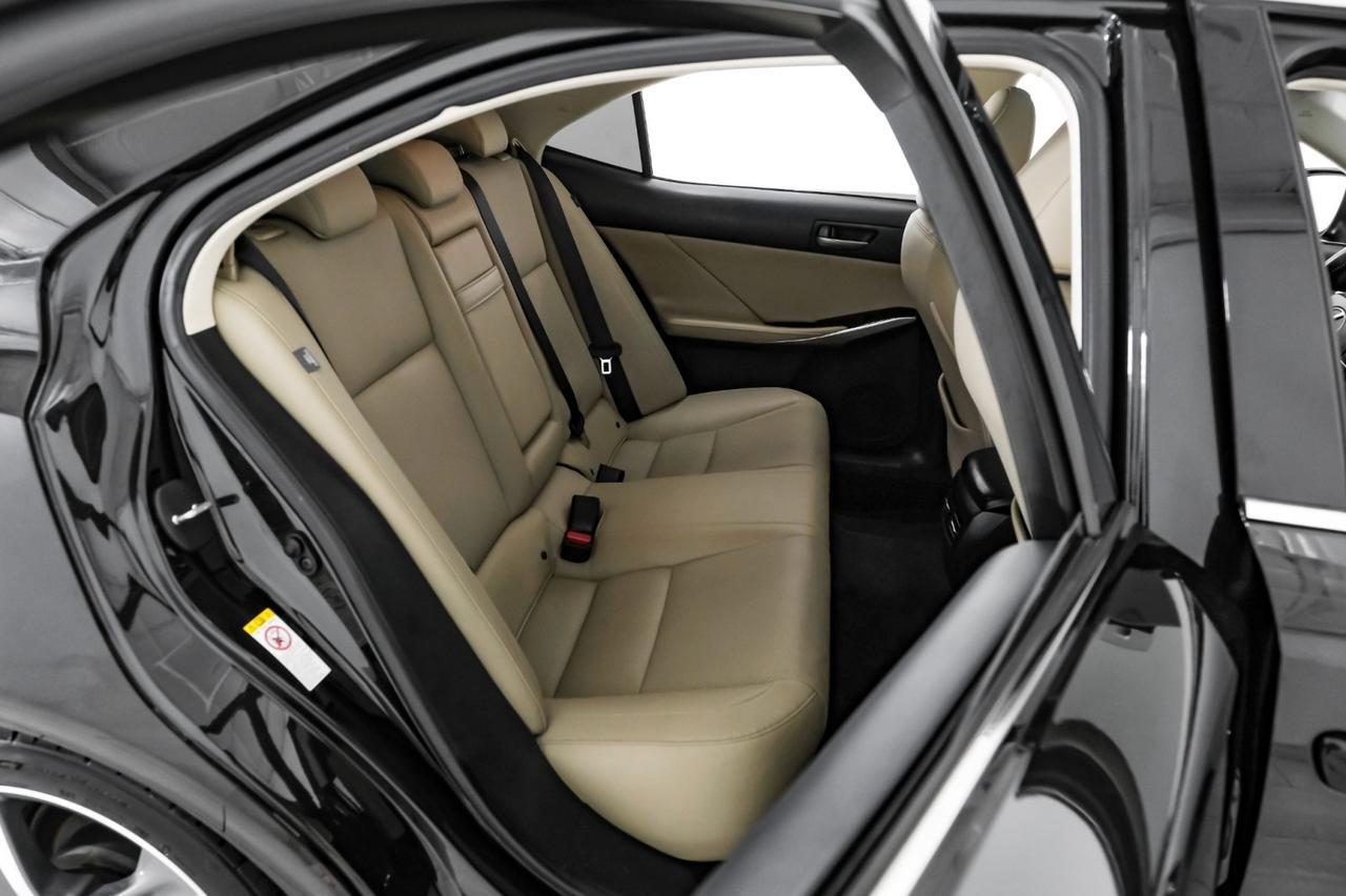 2018 Lexus IS 300 AWD LEXUS SAFETY SYSTEM BLIND SPOT NAVIGATION SUNROOF LEATHER SE Carrollton TX