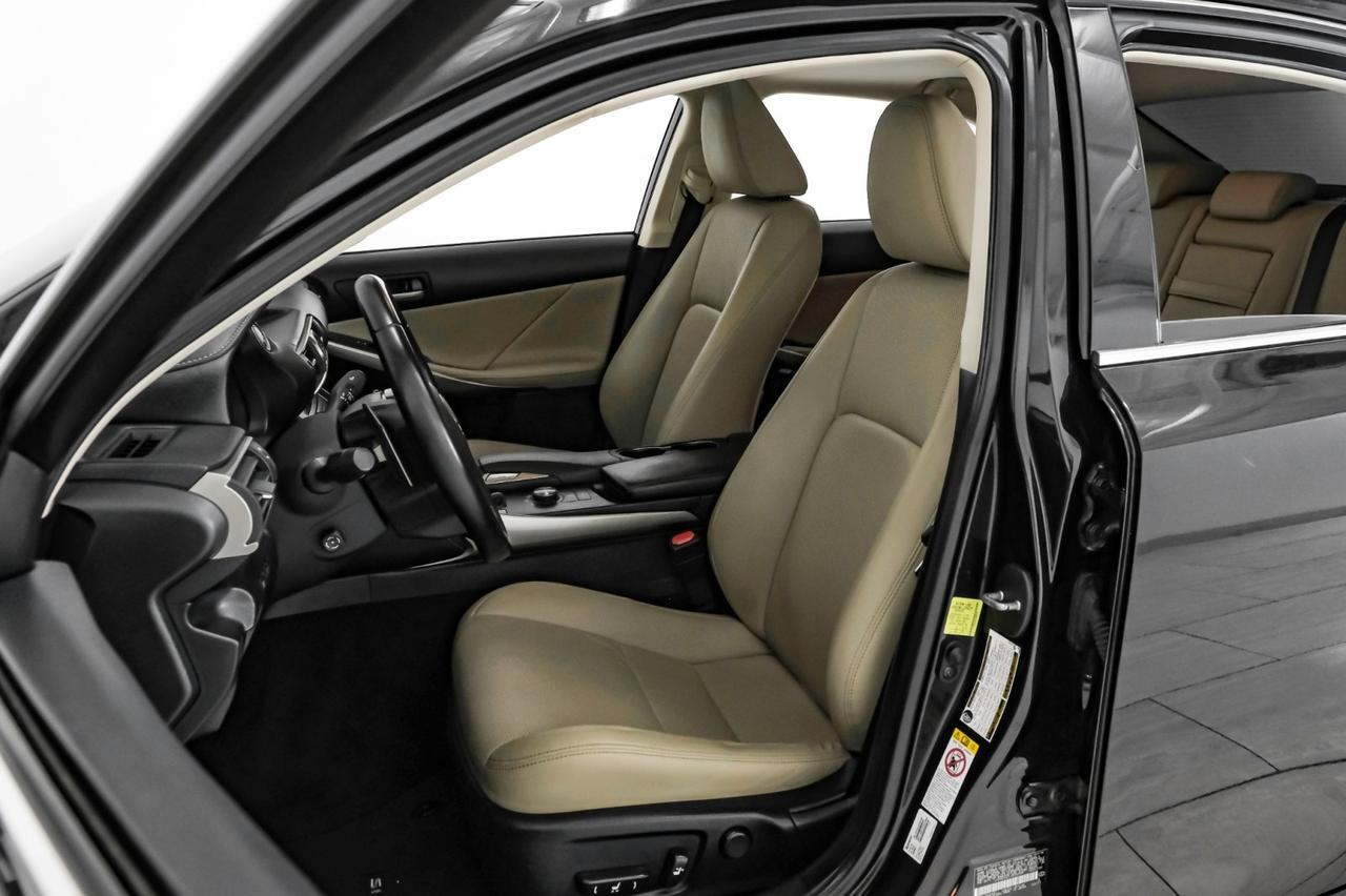 2018 Lexus IS 300 AWD LEXUS SAFETY SYSTEM BLIND SPOT NAVIGATION SUNROOF LEATHER SE Carrollton TX