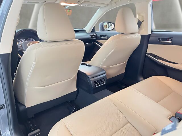 2018 Lexus IS 300 Carrollton TX