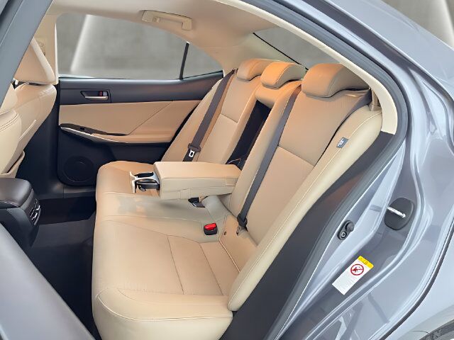 2018 Lexus IS 300 Carrollton TX