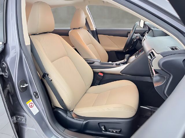 2018 Lexus IS 300 Carrollton TX