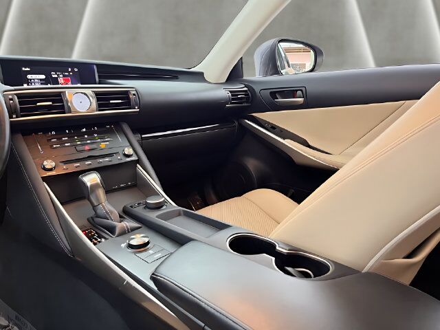 2018 Lexus IS 300 Carrollton TX