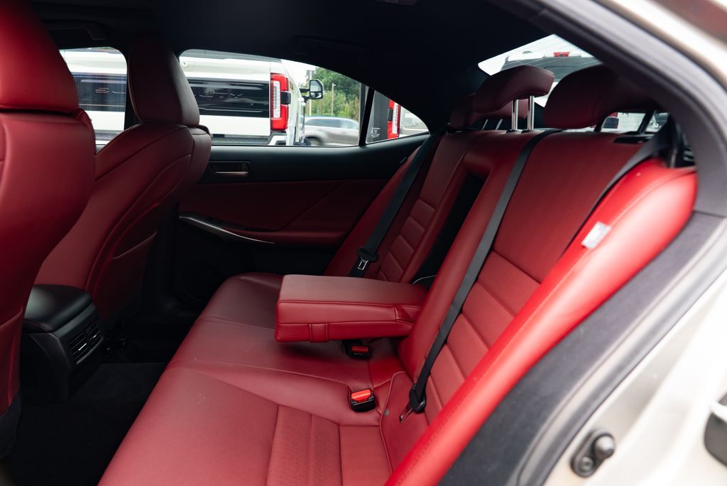 2018 Lexus IS 300 Milwaukie OR