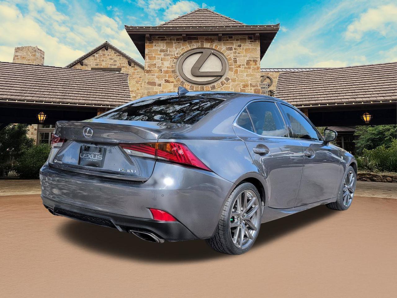 2018 Lexus IS 300