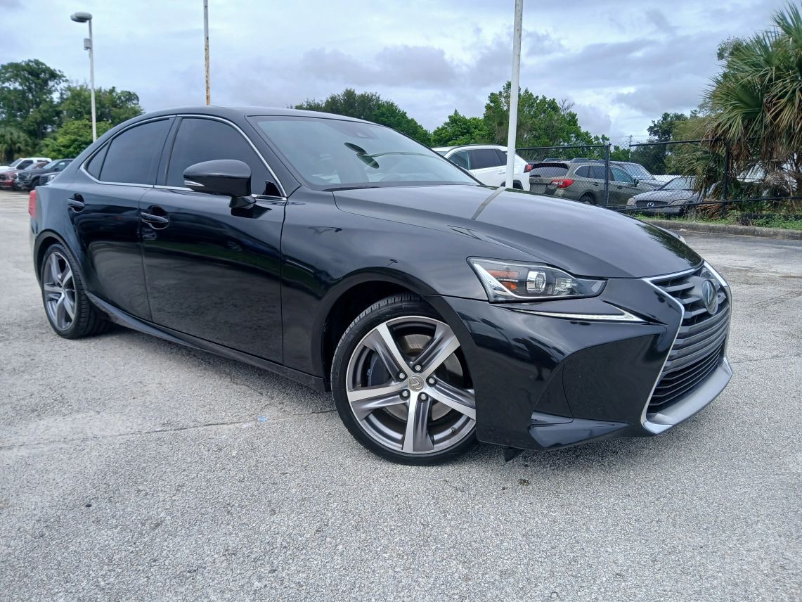 2018 Lexus IS 300 Sedan 4D