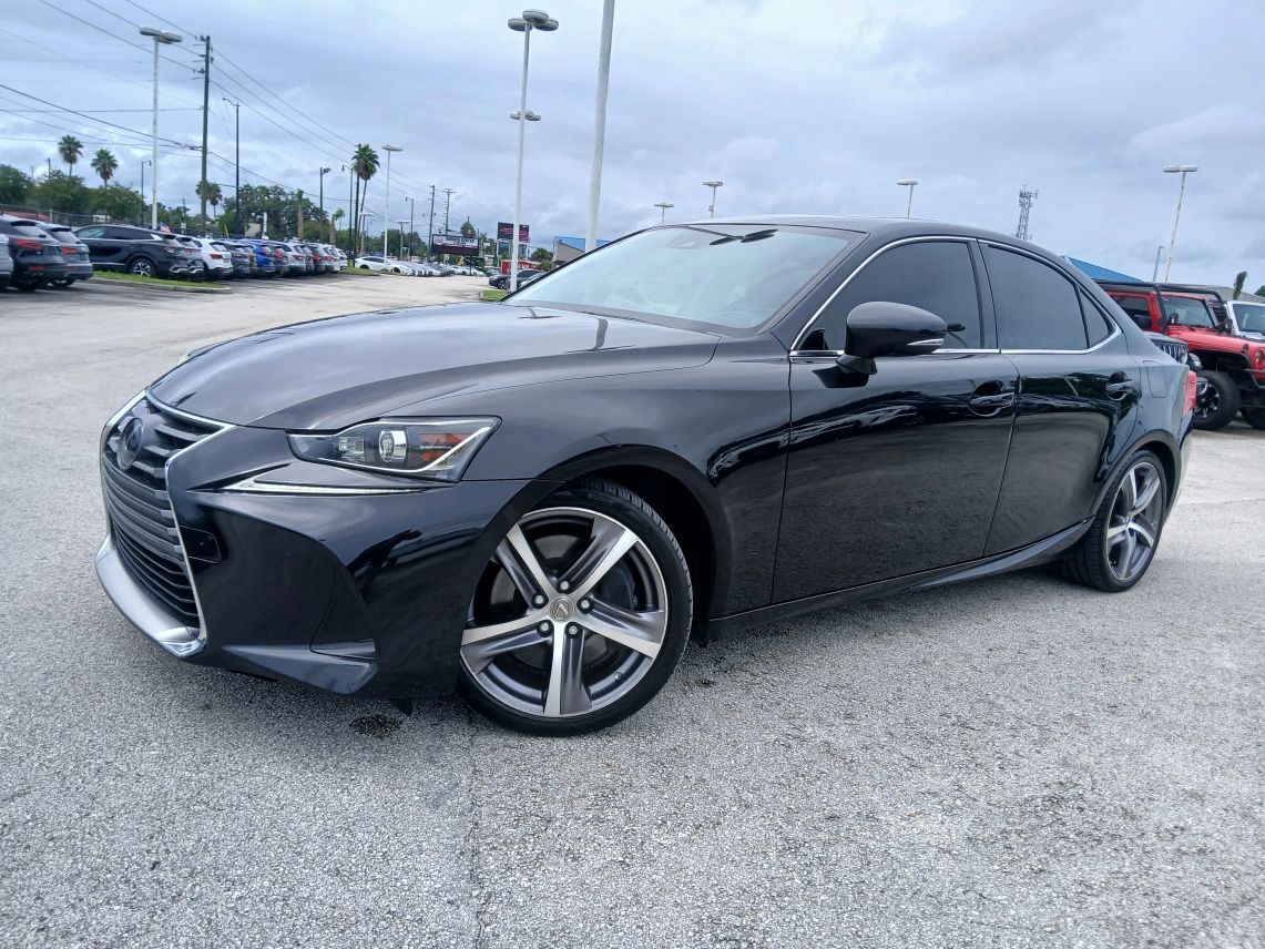 2018 Lexus IS 300 Sedan 4D
