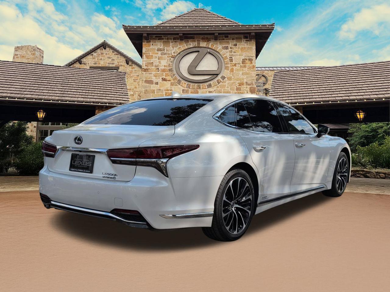2018 Lexus LS 500h