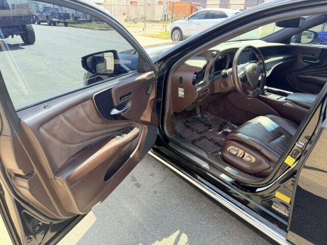 2018 Lexus LS Base - Photo 10