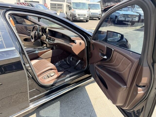 2018 Lexus LS Base - Photo 15