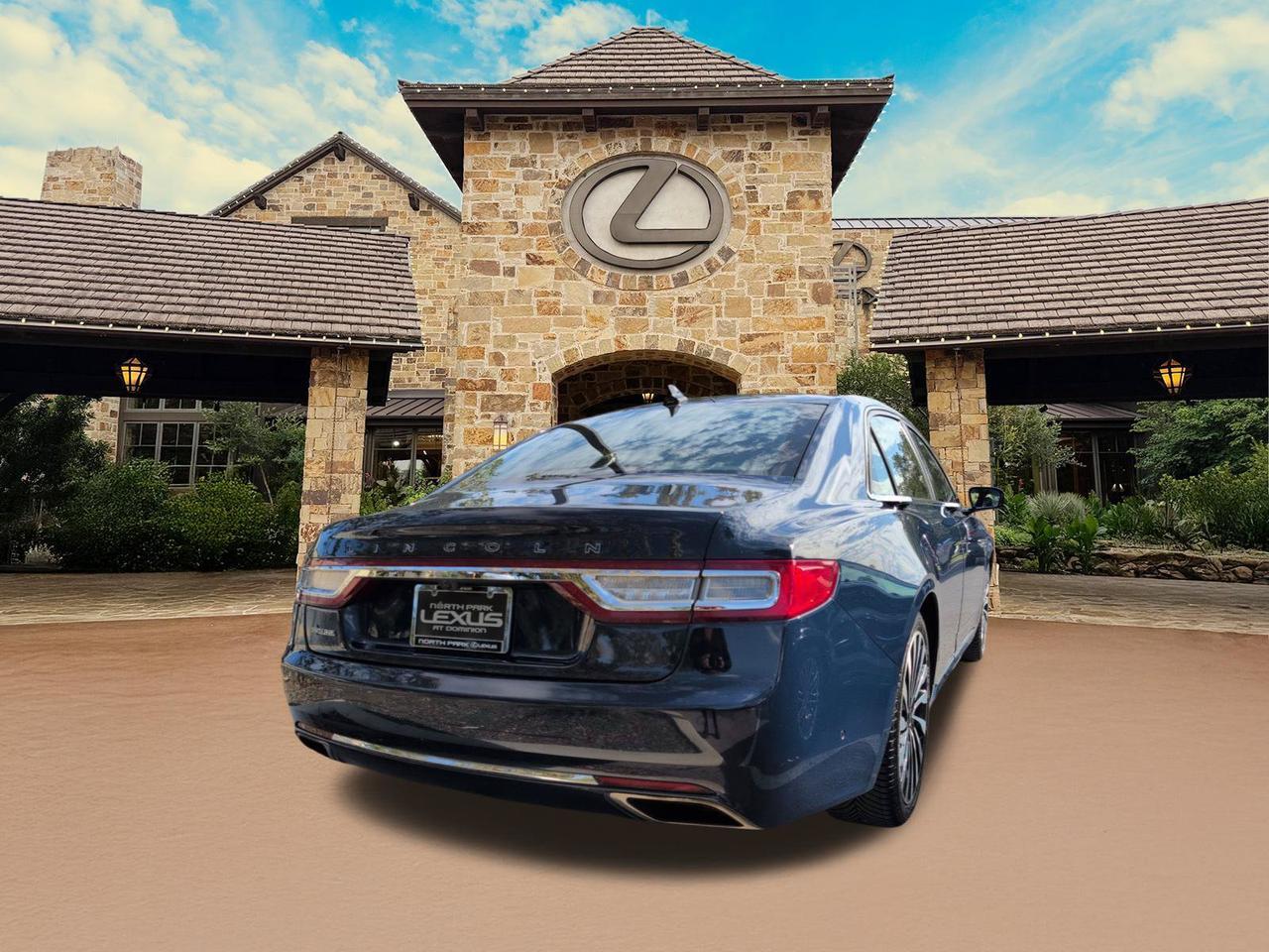 2018 Lincoln Continental Black Label