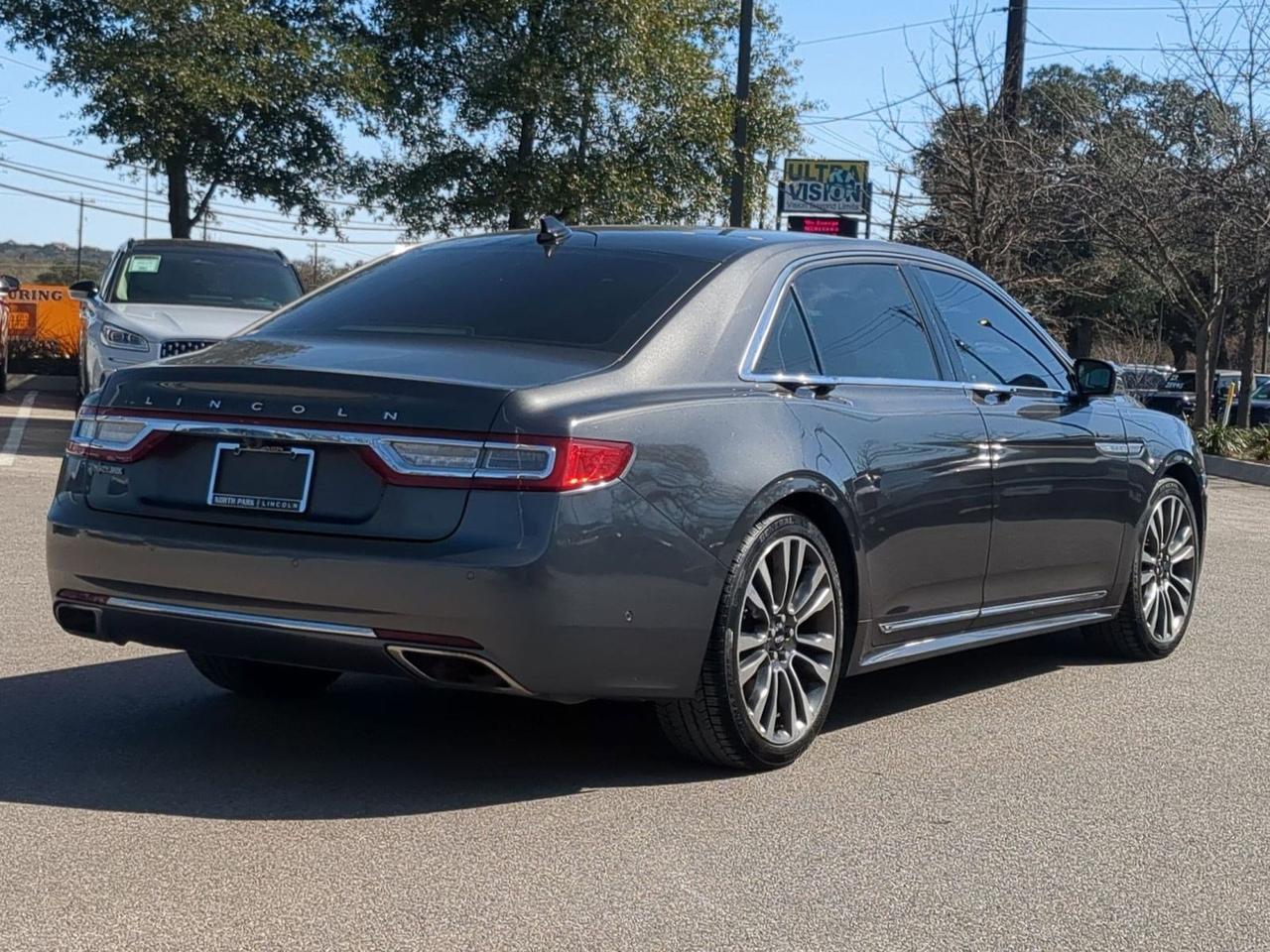 2018 Lincoln Continental Reserve