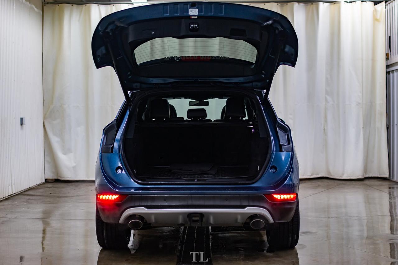 2018 Lincoln MKC AWD Reserve Leather Roof Nav BCam Red Deer AB