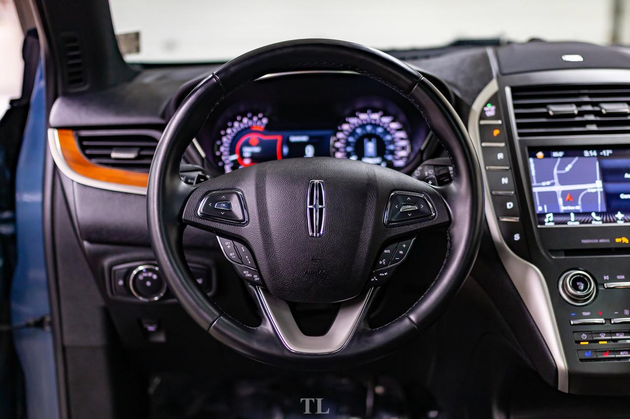 2018 Lincoln MKC AWD Reserve Leather Roof Nav BCam Red Deer AB