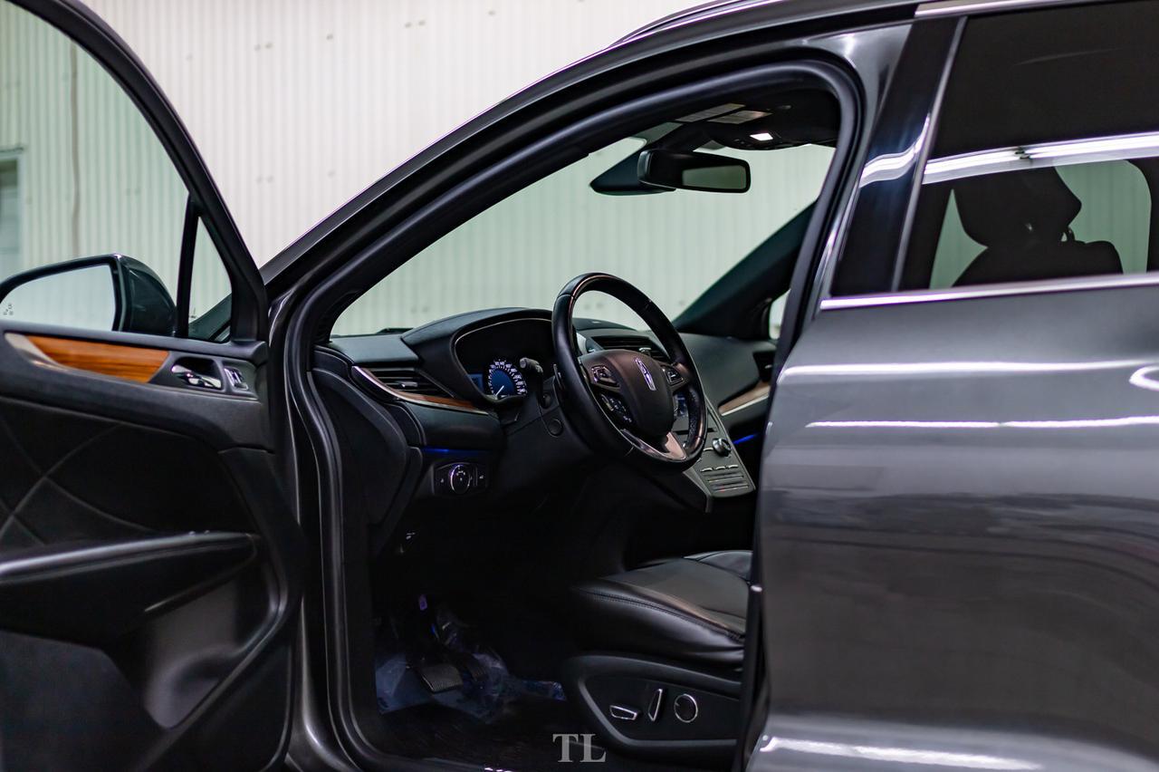 2018 Lincoln MKC AWD Reserve Leather Roof Nav BCam Red Deer AB