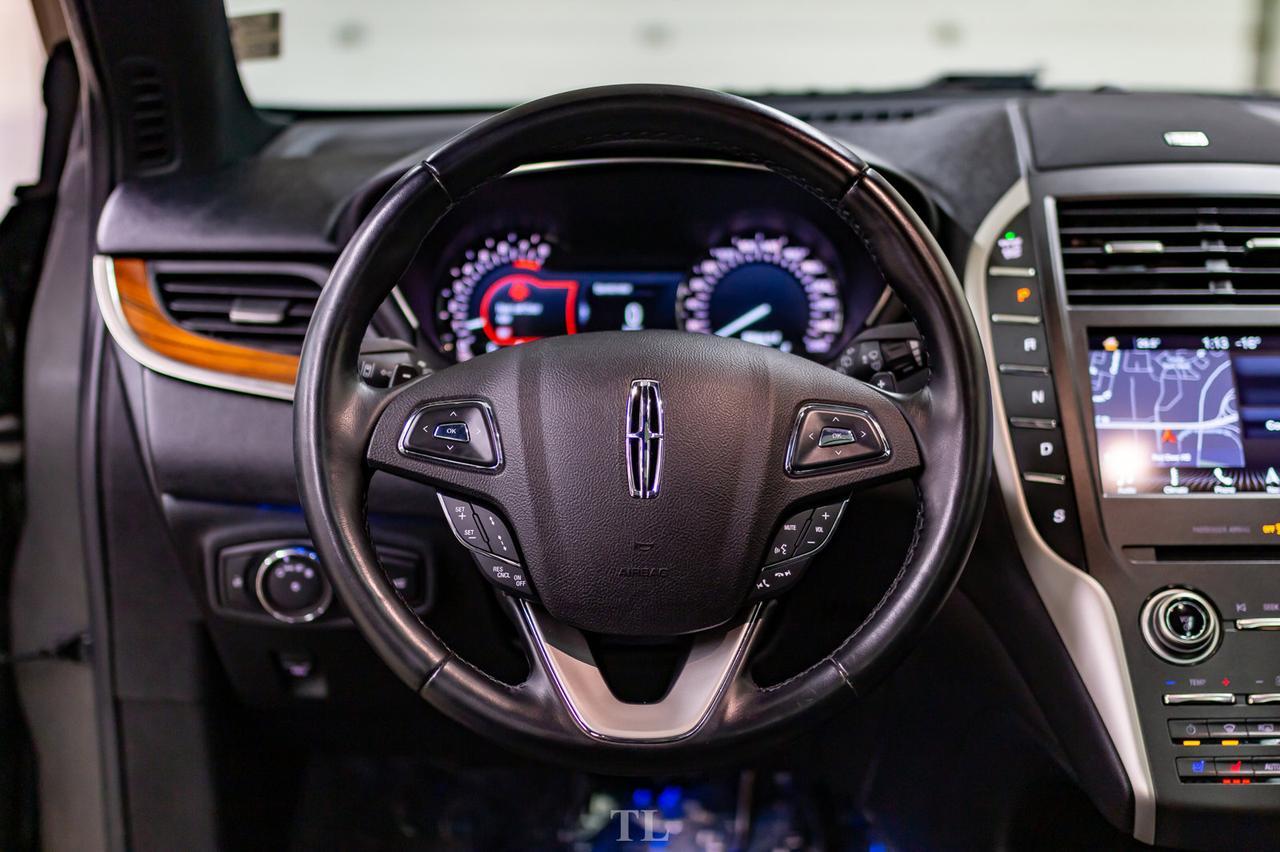 2018 Lincoln MKC AWD Reserve Leather Roof Nav BCam Red Deer AB