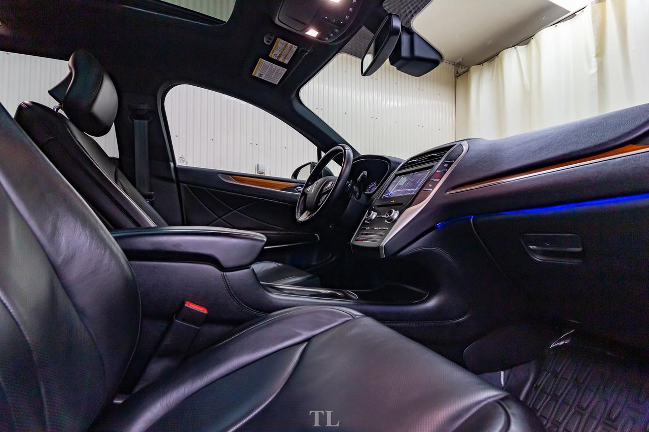 2018 Lincoln MKC AWD Reserve Leather Roof Nav BCam Red Deer AB