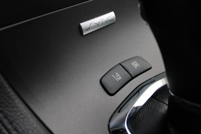 2018 Lincoln MKT Reserve photo 23