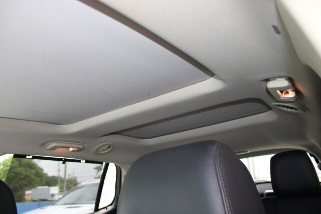 2018 Lincoln MKT Reserve photo 12