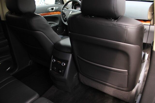 2018 Lincoln MKT Reserve photo 4
