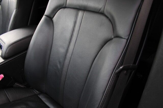 2018 Lincoln MKT Reserve photo 8