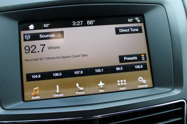 2018 Lincoln MKT Reserve photo 17