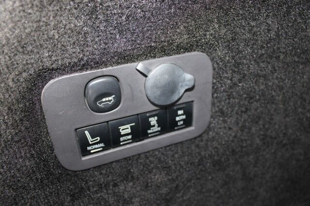 2018 Lincoln MKT Reserve photo 30