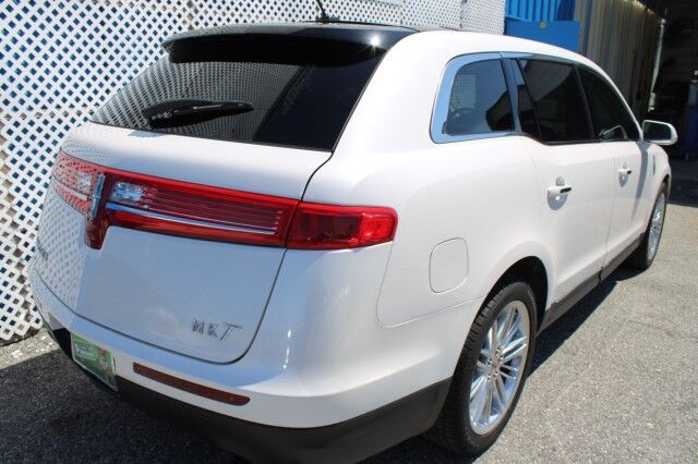 2018 Lincoln MKT Reserve TECH PKG