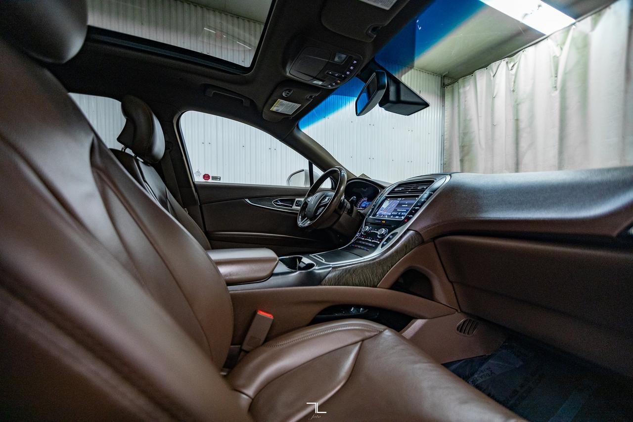 2018 Lincoln MKX AWD Reserve Leather Roof Nav BCam Red Deer AB