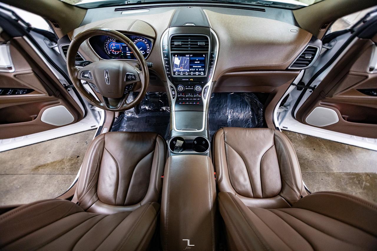 2018 Lincoln MKX AWD Reserve Leather Roof Nav BCam Red Deer AB