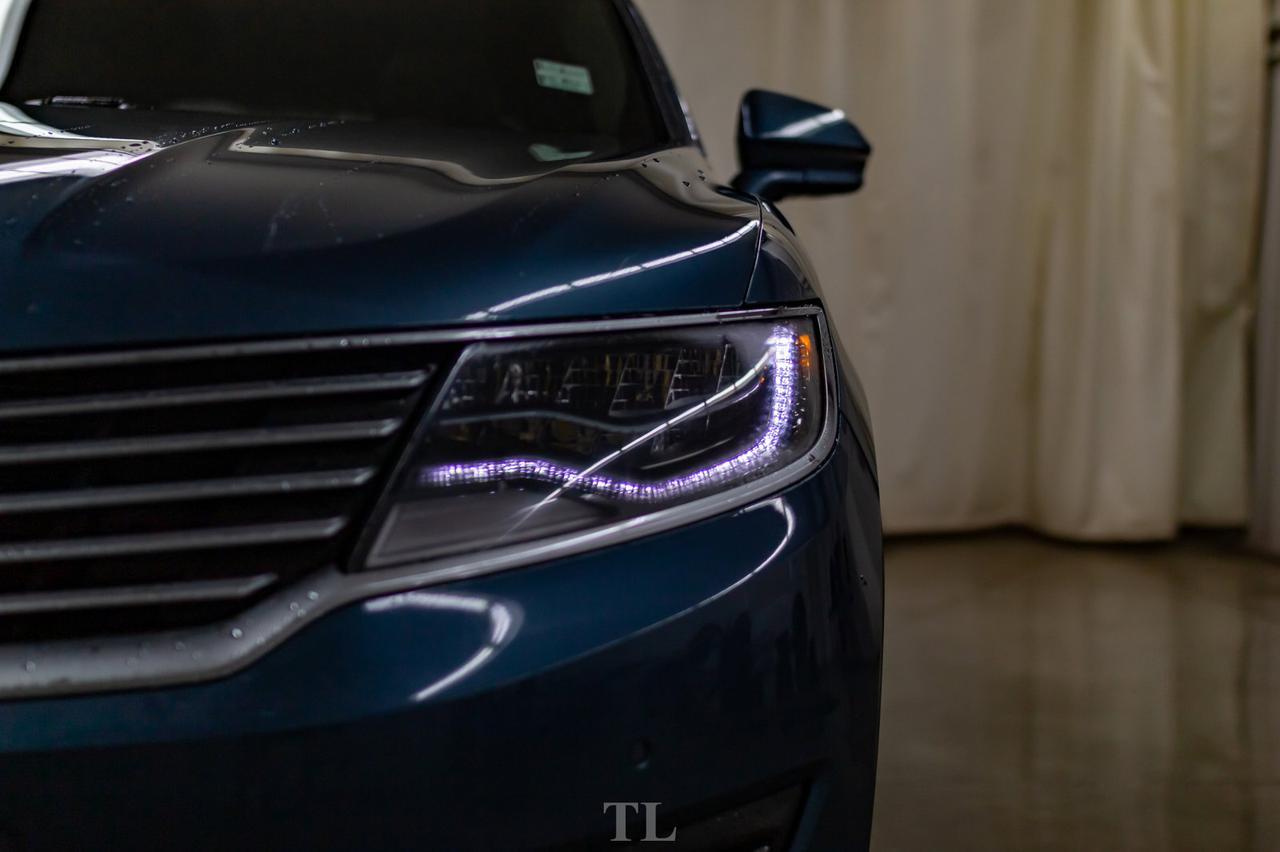 2018 Lincoln MKX AWD Reserve Leather Roof Nav BCam Red Deer AB