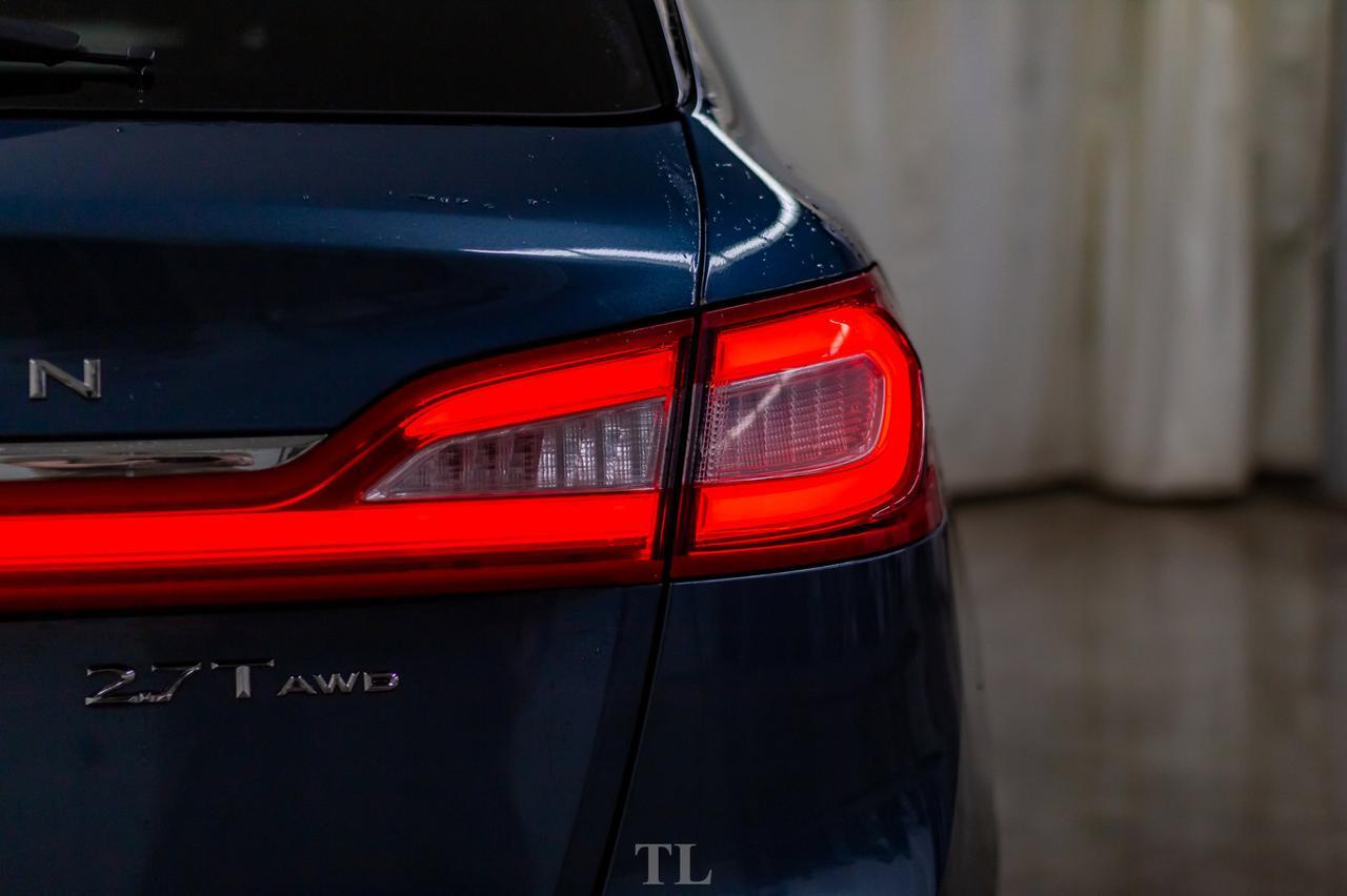 2018 Lincoln MKX AWD Reserve Leather Roof Nav BCam Red Deer AB