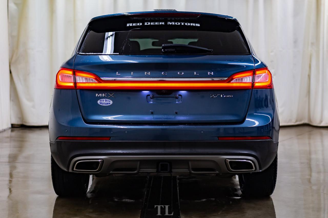 2018 Lincoln MKX AWD Reserve Leather Roof Nav BCam Red Deer AB