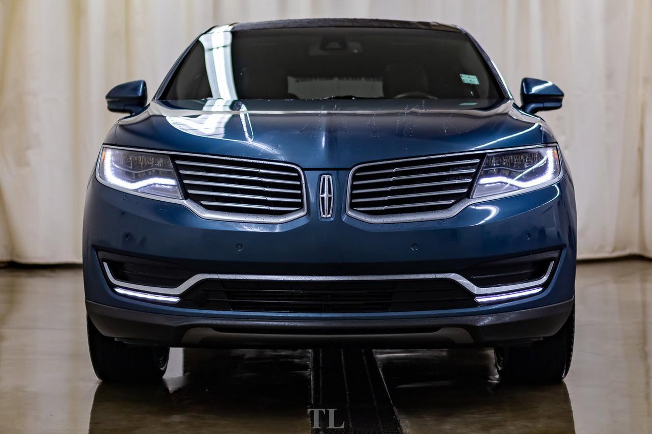 2018 Lincoln MKX AWD Reserve Leather Roof Nav BCam Red Deer AB
