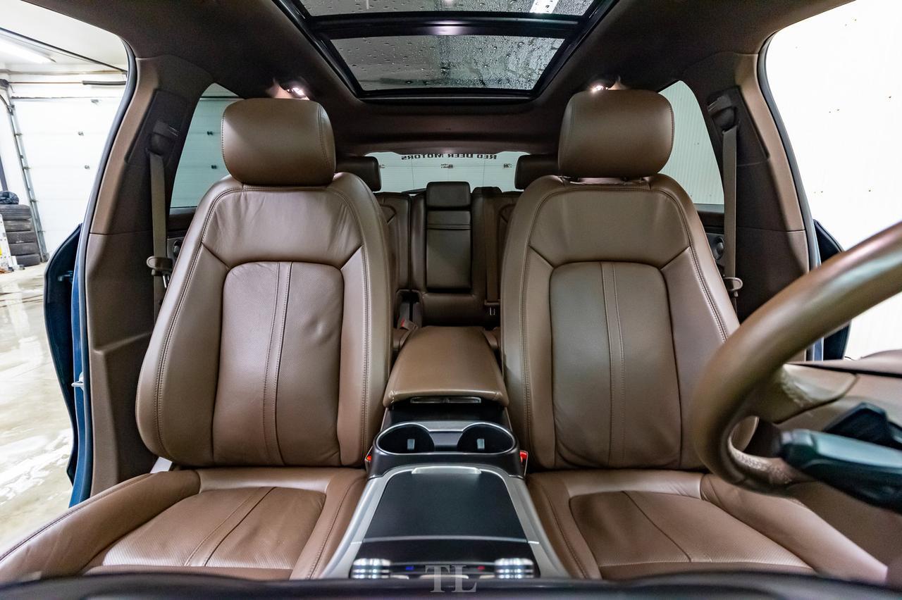 2018 Lincoln MKX AWD Reserve Leather Roof Nav BCam Red Deer AB