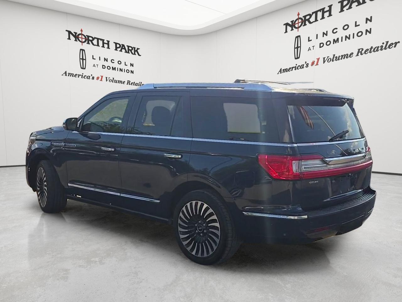 2018 Lincoln Navigator Black Label