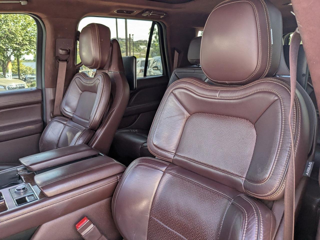 2018 Lincoln Navigator L Black Label
