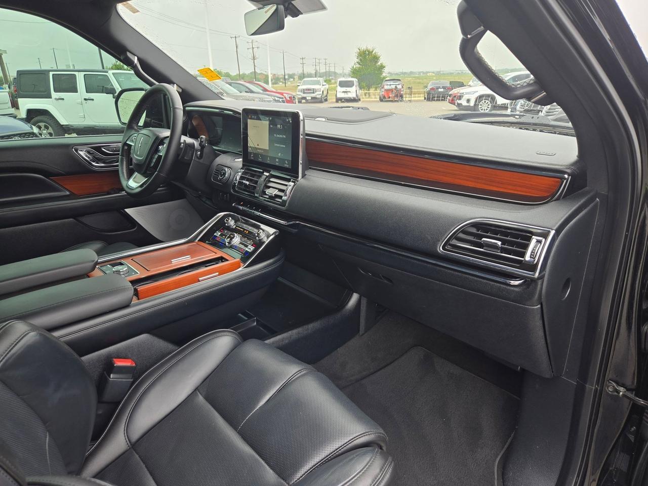 2018 Lincoln Navigator L Reserve Castroville TX
