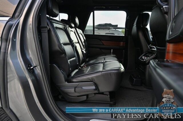 2018 Lincoln Navigator L Select / 4X4 / Auto Start / Heated & Cooled Leather Seats / Heated Steering Wheel / NAV / Sunroof / Blind Spot Alert / Apple CarPlay & Android Auto / Back Up Camera / 3rd Row / Seats 8 / Tow Pkg / 21 MPG Anchorage AK